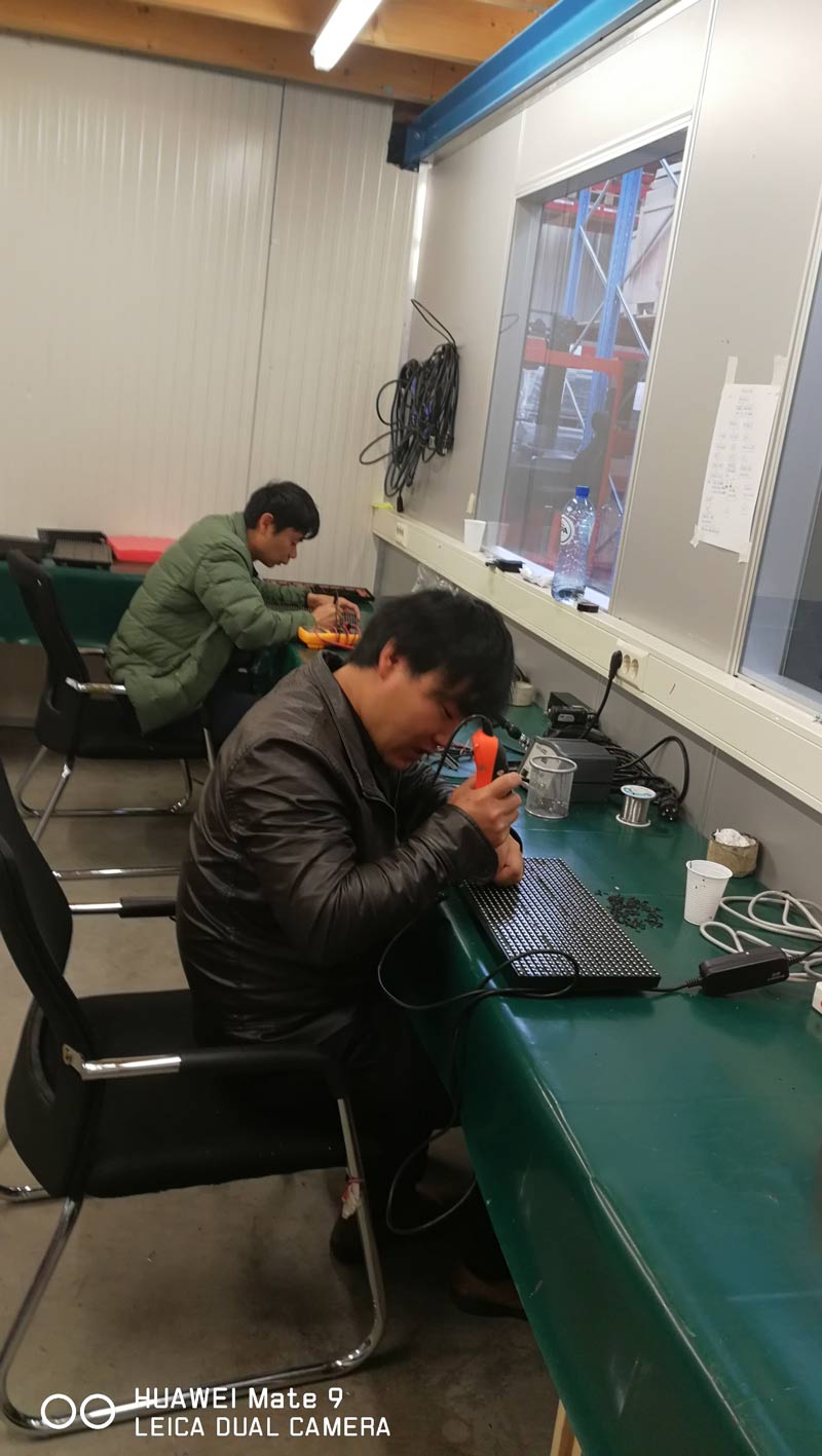 LED显示屏户内全彩bsports