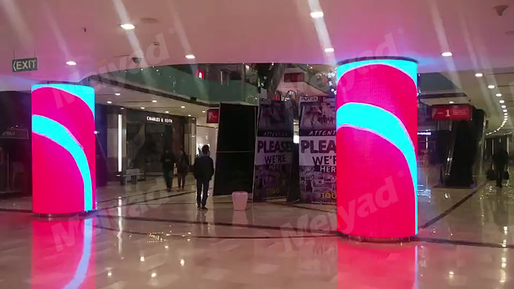 bsportsLED柔性屏亮相印度某商场