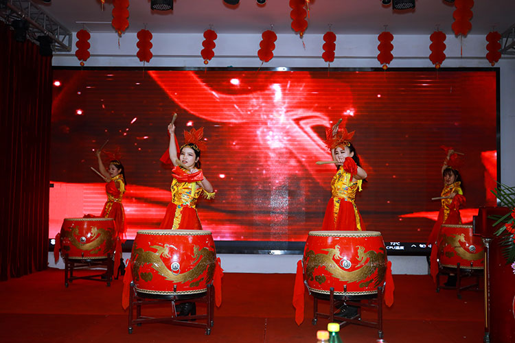 bsports乔迁之喜暨2019迎新晚会圆满举办