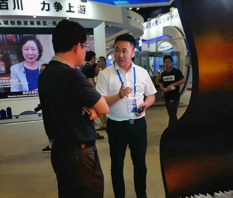 荔浦bsports参加2019年南宁科技成果展