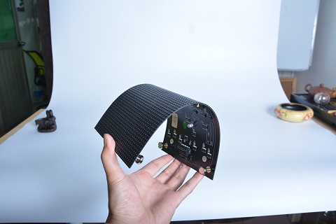 P4型号全彩柔性软模组