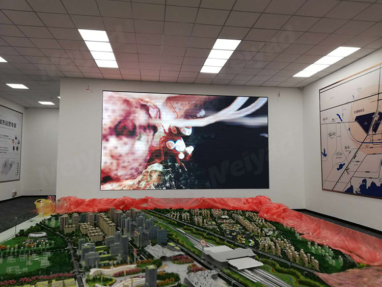 绿地长沙城际空间站LED显示屏