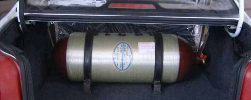 从事城市管道天然气与压缩天然气销售、LNG储存销售及燃气设施、设备安装服务