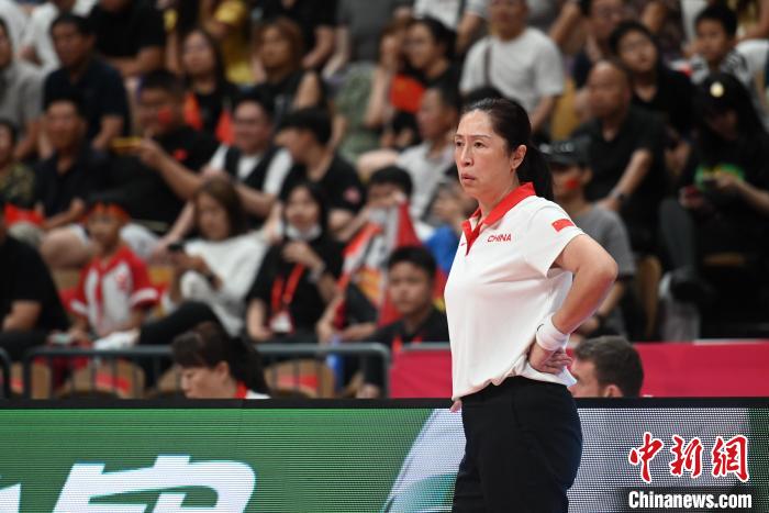 巴黎之路的忧与机并存：中国女篮两负日本后的