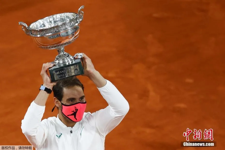 法网首轮出局红土之王纳达尔还能否再度回归竞