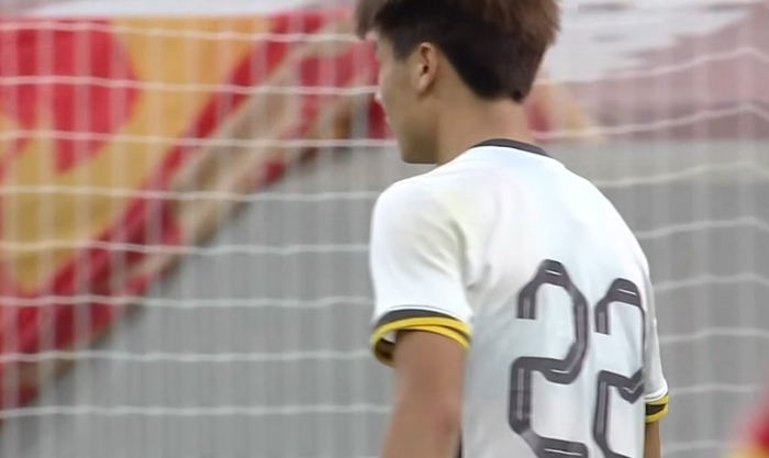 U23国足遭遇伤病危机 毛伟杰被飞铲伤退引战术调