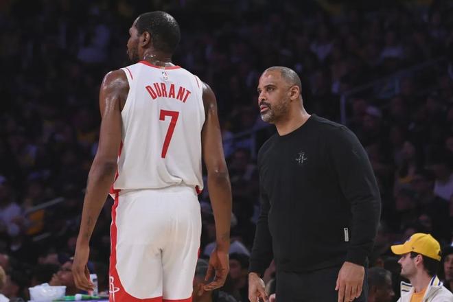 季后赛伤病名单出炉：湖人核心复出成疑 火箭杜